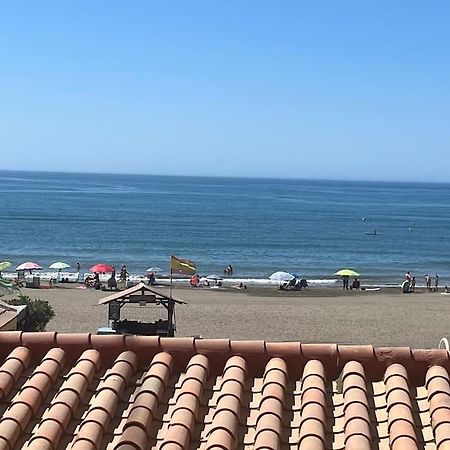 Primera Linea Playa Рінкон-де-ла-Вікторія Екстер'єр фото